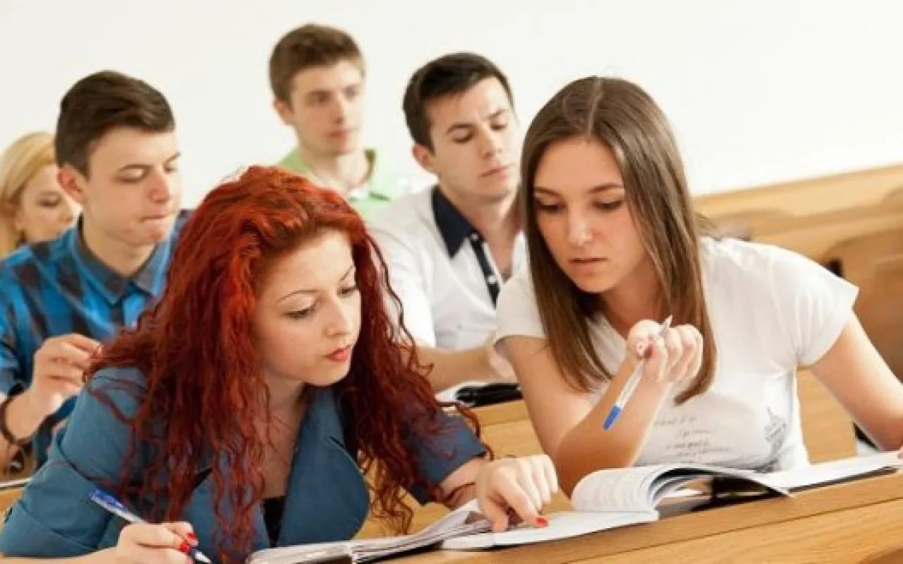 Azərbaycanda 2 universitet tələbələrinə həvəsləndirici təqaüd verəcək
