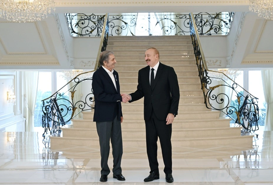 Prezident Fərhad Xəlilova “İstiqlal” ordenini təqdim etdi - FOTOLAR