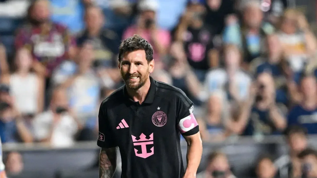 Messi şilləyə görə cərimələndi
