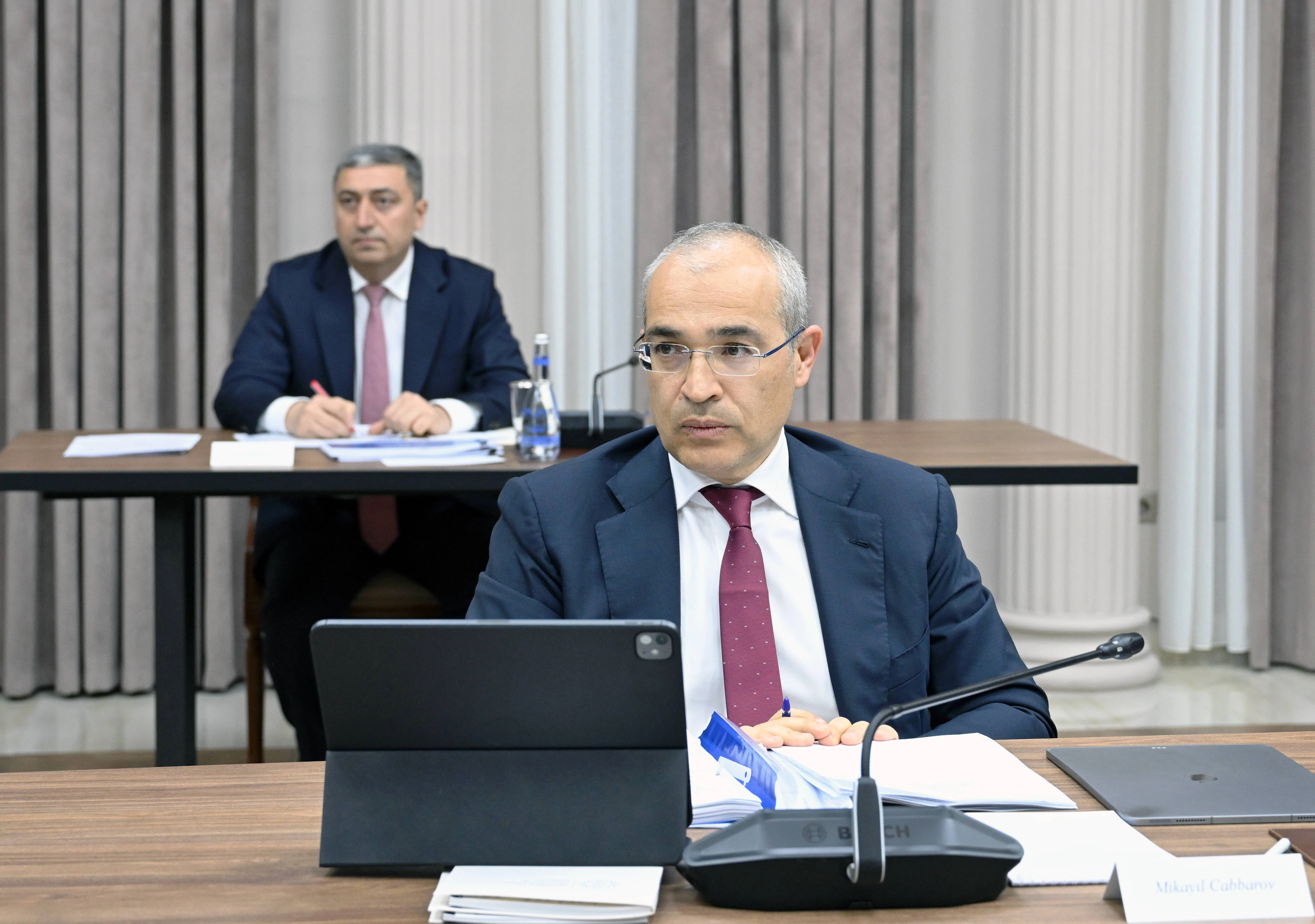 Azərbaycanın gələn il üçün büdcəsinin proqnoz göstəriciləri müzakirə olunub - FOTO