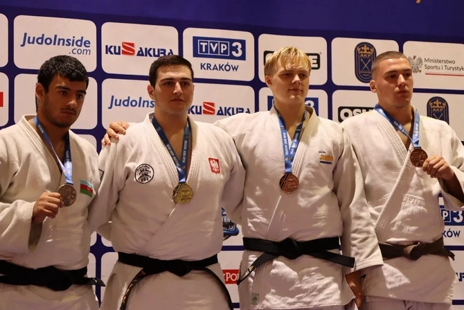 Cüdoçularımız Polşadakı turnirdə yeddi medal qazanıblar