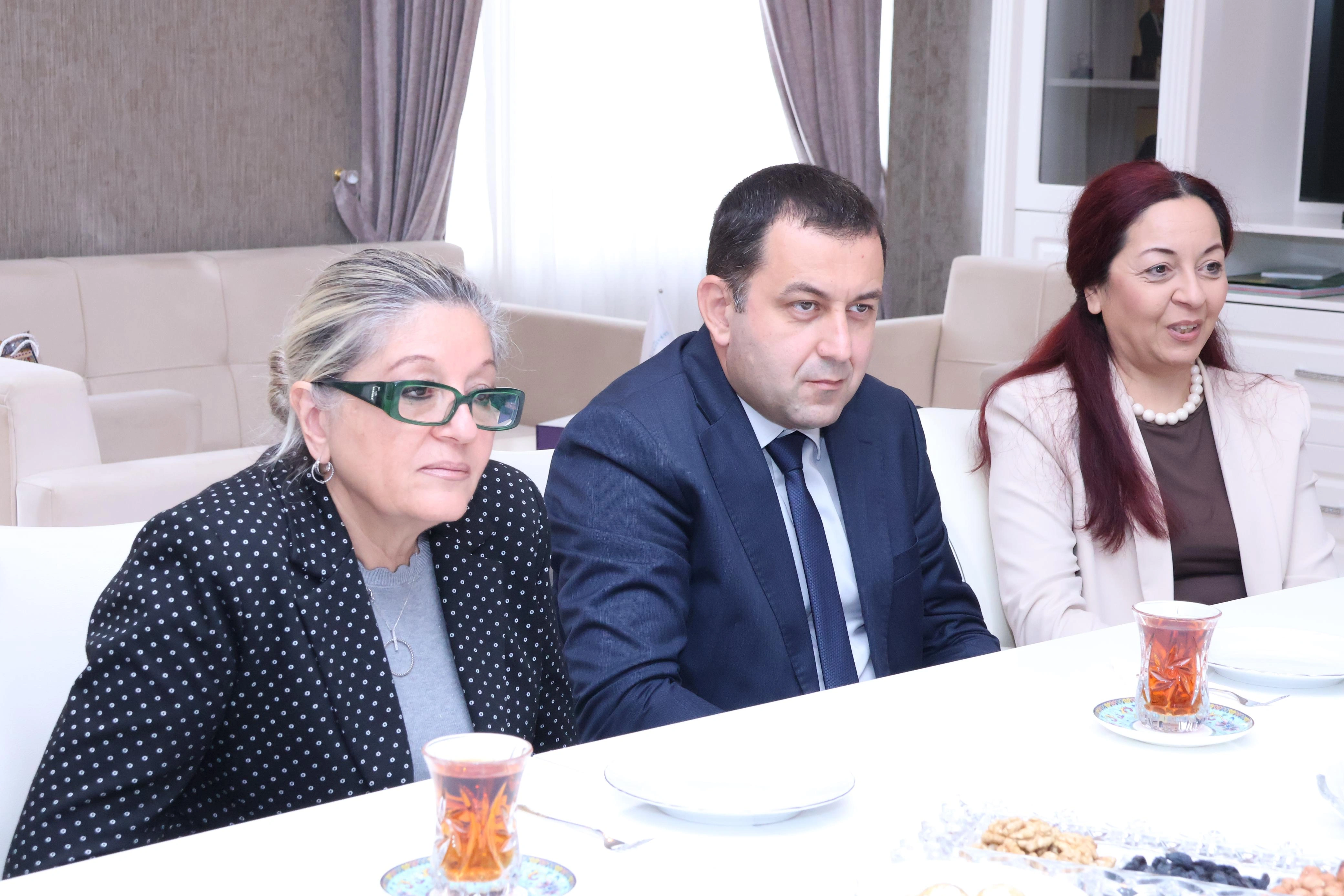 BSU Şumen Universiteti ilə əməkdaşlığa dair memorandum imzaladı - FOTOLAR