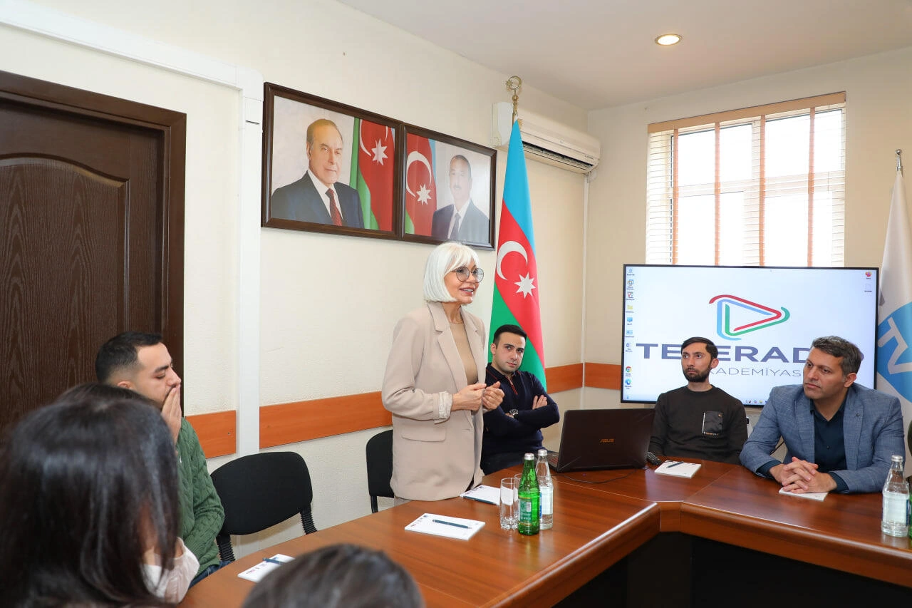 “Mediada Azərbaycan dili” mövzusunda ilk təlimlər keçirildi - FOTO