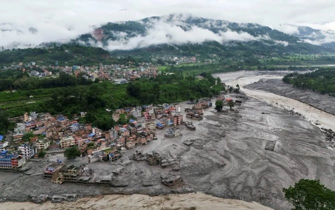Nepalda daşqınlar nəticəsində ölənlərin sayı min nəfəri keçdi