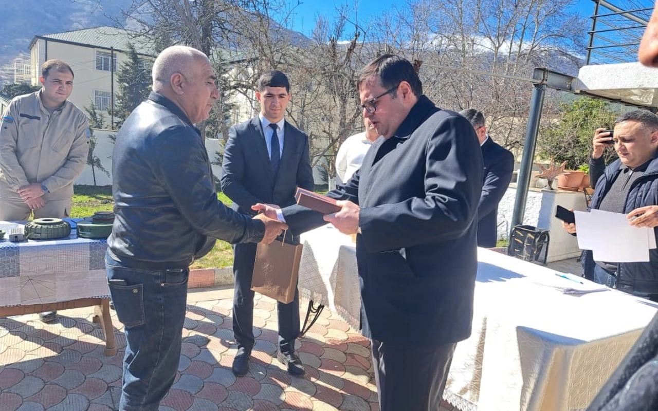 Ailələr mənzil başına çatdı, açarlar təqdim edildi - FOTOLAR