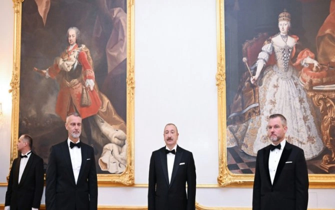Bratislavada Prezident İlham Əliyevin şərəfinə rəsmi ziyafət verilib - YENİLƏNİB + FOTO
