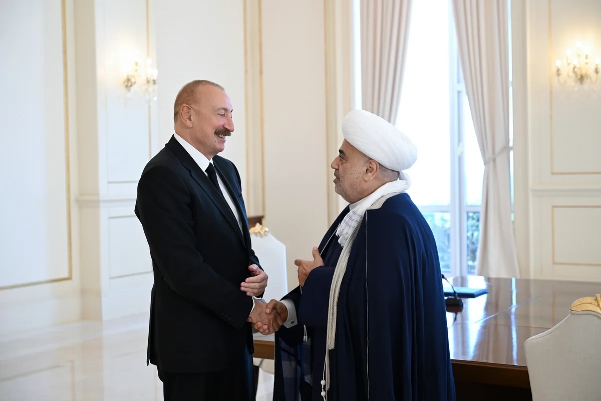 İlham Əliyev Bakıda keçirilən beynəlxalq konfransların iştirakçılarını qəbul etdi - FOTO - YENİLƏNİB