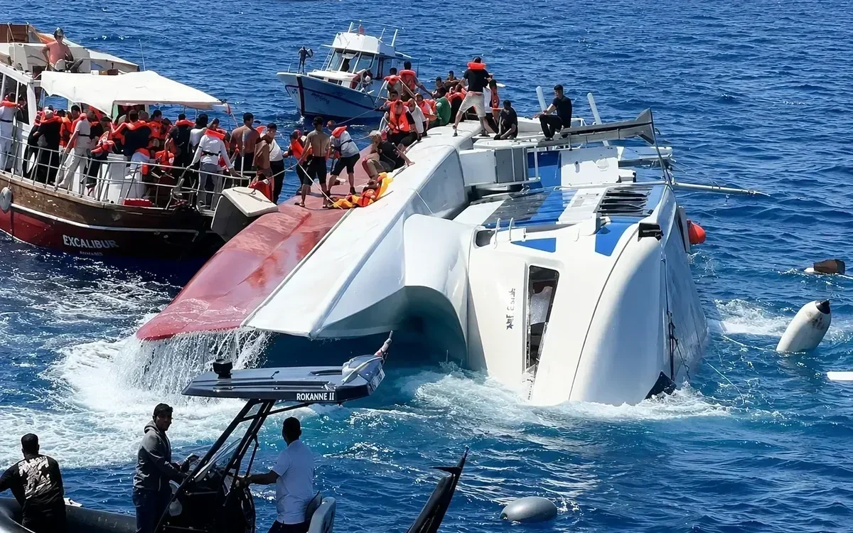 Azərbaycanlıların da olduğu gəmidə batan daha bir nəfərin meyiti tapıldı