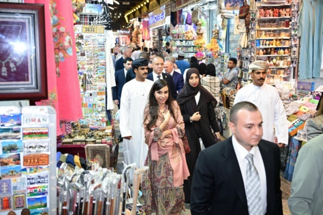 Leyla Əliyeva Maskatda Oman Milli Muzeyində və Mutrah bazarında olub - FOTOLAR
