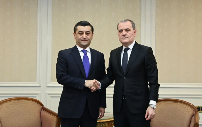 Ceyhun Bayramov özbəkistanlı həmkarı ilə Yaxın Şərqdəki hərbi eskalasiyanı müzakirə edib - FOTO