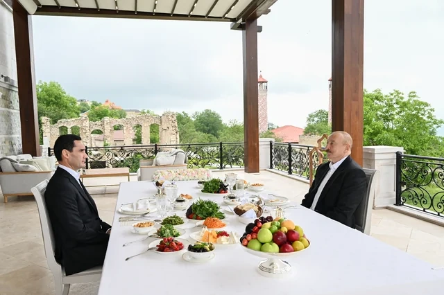 Azərbaycan və Türkmənistan prezidentləri Şuşada birgə nahar ediblər - FOTO