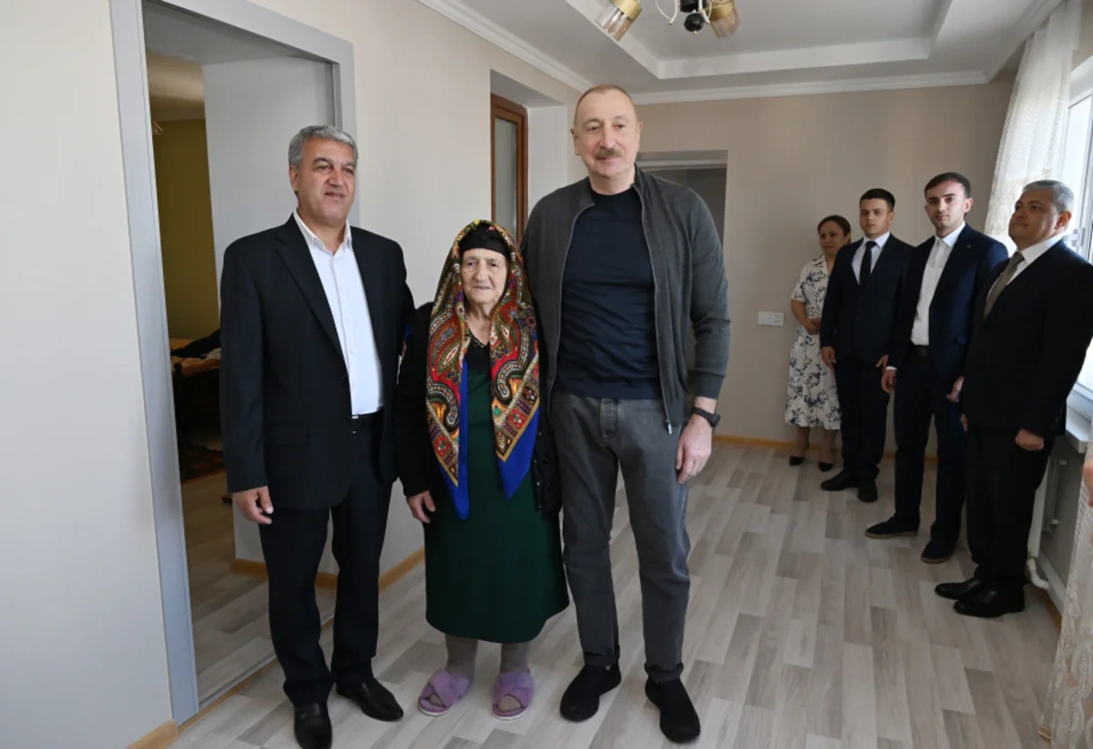 İlham Əliyev Şuşanın Böyük Qaladərəsi kəndində - FOTOLAR