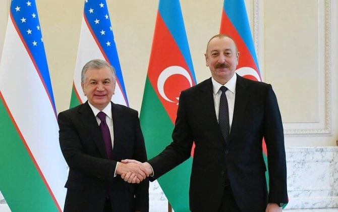 İlham Əliyev Şavkat Mirziyoyevə zəng etdi