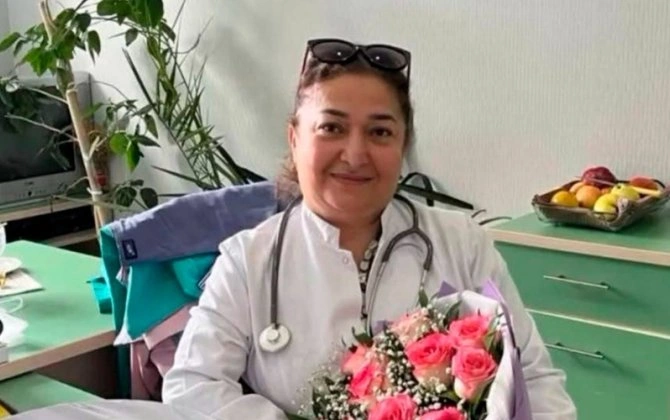 6 uşaq anasını həyata qaytaran həmin həkim - FOTO