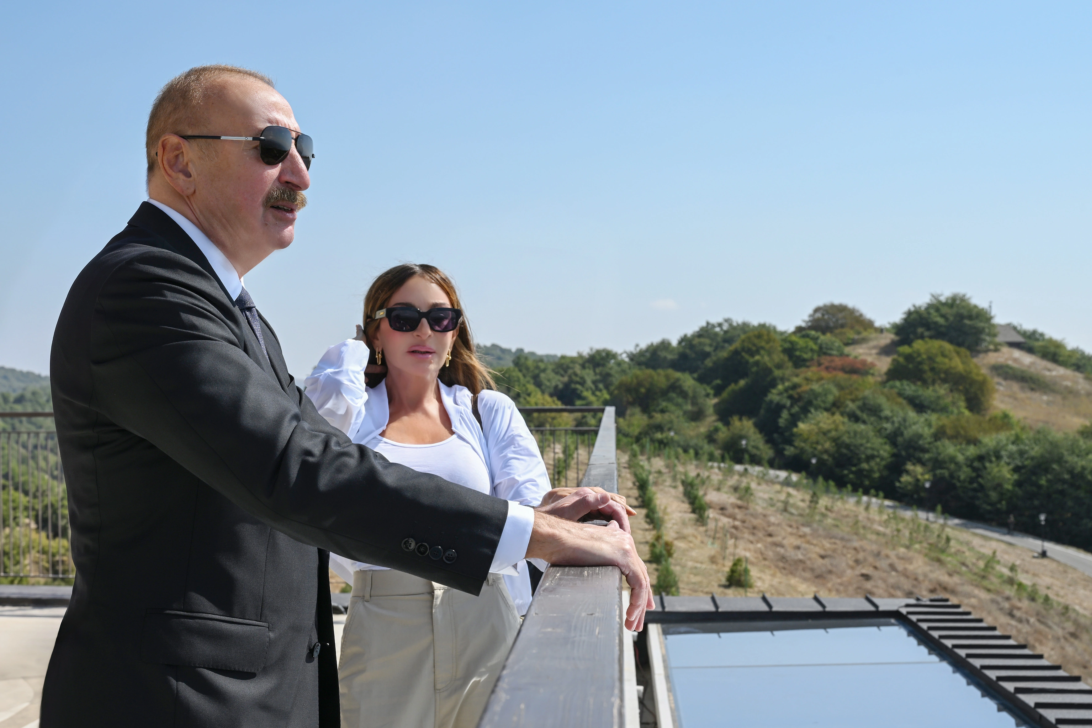 Prezident və xanımı “Meysari Grand Hotel & SPA” kompleksinin açılışında - FOTOLAR - YENİLƏNİB