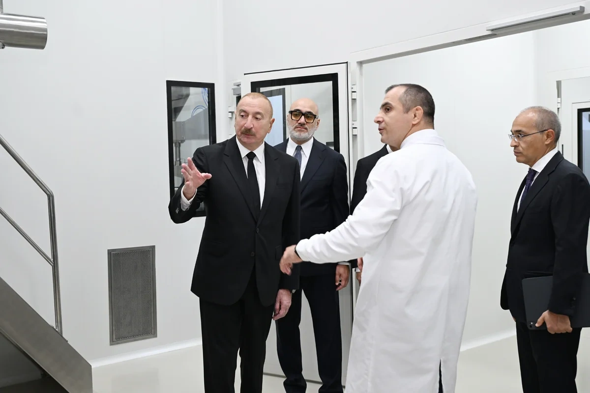İlham Əliyev Pirallahı Sənaye Parkında dərman istehsalı müəssisəsinin açılışında iştirak etdi - FOTO