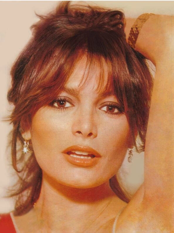 Kim deyər ki, 80 yaşı var? - FOTO