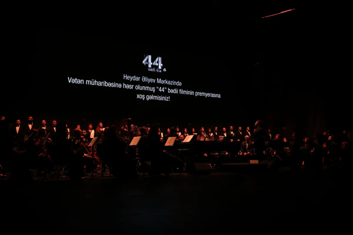 "44" bədii filminin premyerası baş tutub: Arzu Əliyeva və Alyona Əliyeva təqdimatda iştirak ediblər