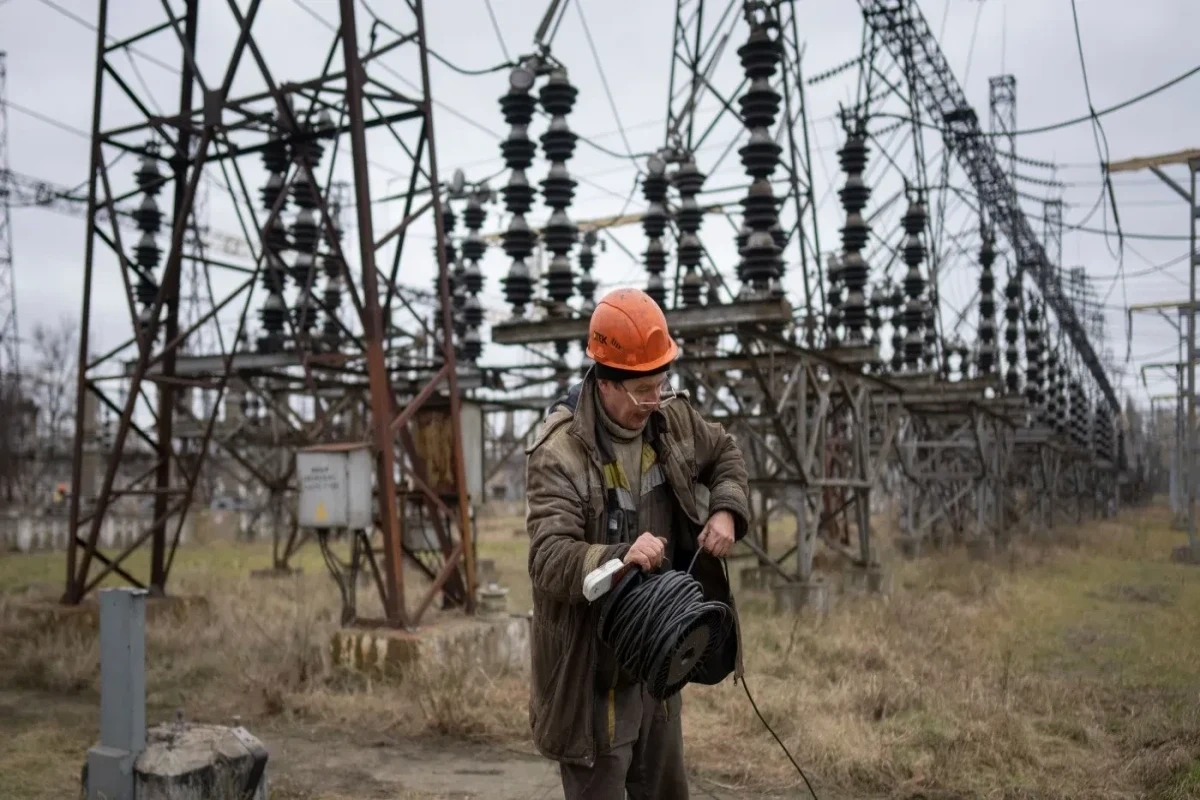 ​​​​​​​Ukrayna və Moldovada enerji sistemində problem yaranıb