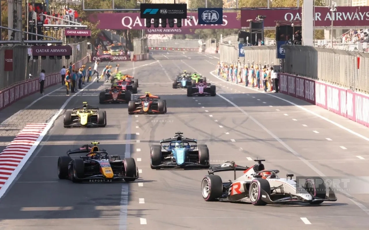 "Formula 2"nin qalibi o oldu - FOTO