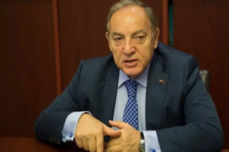 Türkiyənin sabiq səfirindən Azərbaycana hücum edənlərə SƏRT CAVAB: “Səsinizi kəsib oturun”