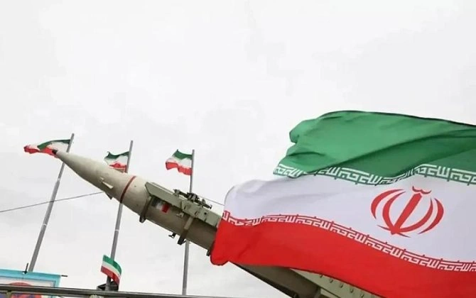İran Yaxın Şərqdəki Amerika universitetlərini vurmaqla hədələdi