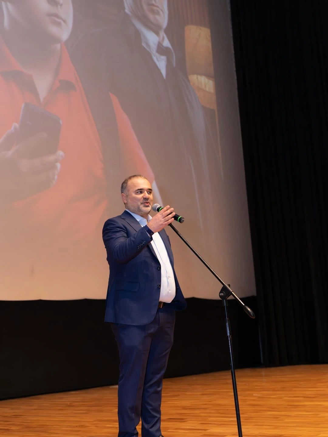 Prezidentin qızı və gəlininin film təqdimatından - FOTO
