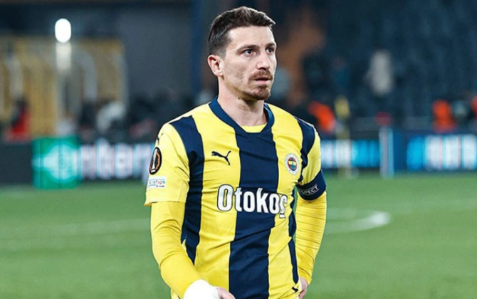 "Fənərbağça" Mert Hakan Yandaşla müqaviləni uzatdı