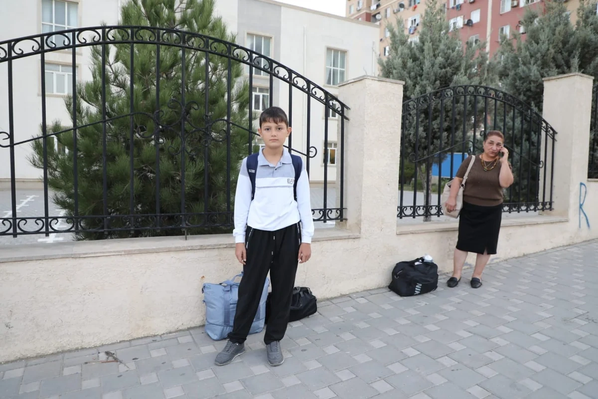 Xocavəndə, Qırmızı Bazar qəsəbəsinə və Quzeyxırman kəndinə köç karvanları yola salınıb - FOTO