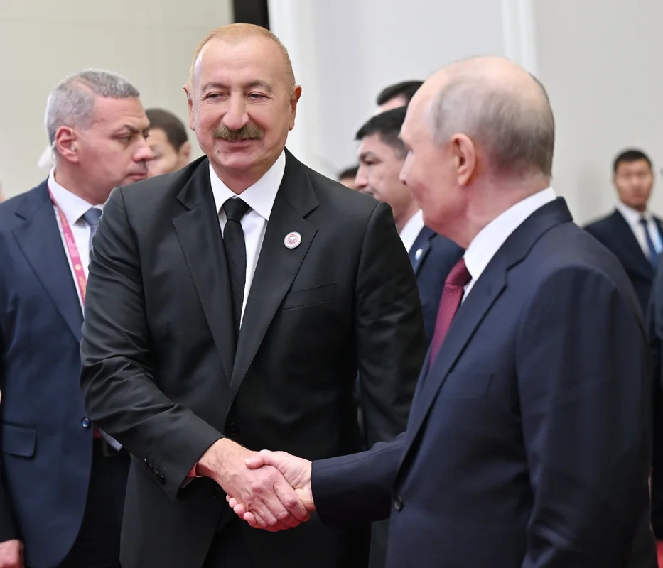 Prezident İlham Əliyev "ŞƏT plyus" formatında görüşdə çıxış etdi - FOTO - YENİLƏNİB