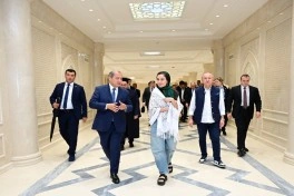Leyla Əliyeva Səmərqənddə “Uşağın gözü ilə dünya” sərgisi və İmam əl-Buxari memorial kompleksi ilə tanış olub - FOTO