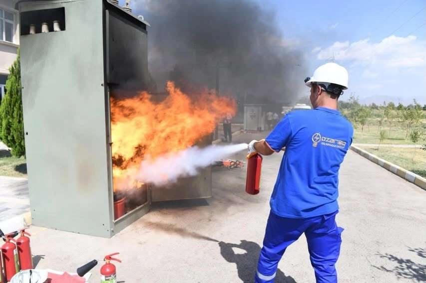 “Yeni nəsil energetiklər: Şəbəkənin memarları” Ümumrespublika Yarışının 8-ci regional turundan - FOTOLAR