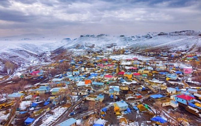İlin 9 ayı donan kənd: Min illik ənənə ilə həyatda qalırlar