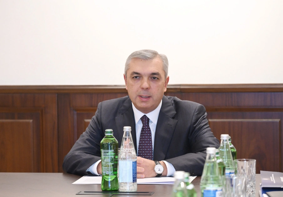 Samir Nuriyev iclas keçirdi - FOTOLAR