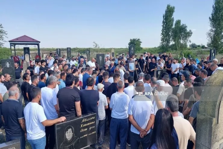 Odessa yaxınlığında vurulan gəminin kapitanı dəfn olundu - FOTO
