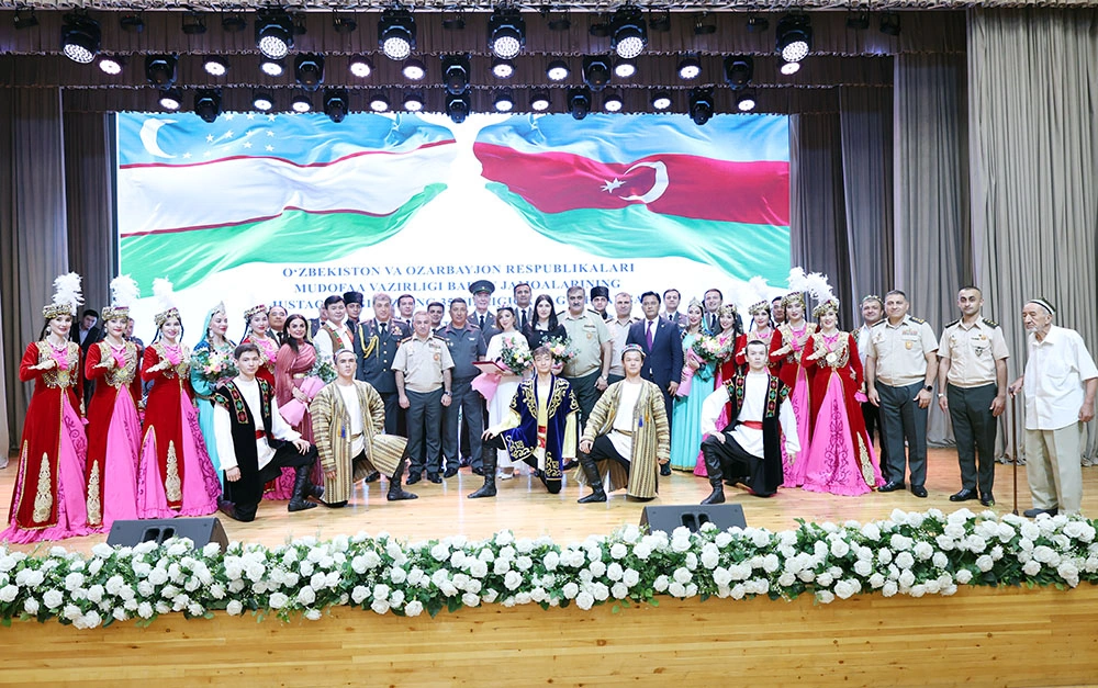 Azərbaycan və Özbəkistan müdafiə nazirlikləri arasında işçi görüşü keçirilib - FOTO