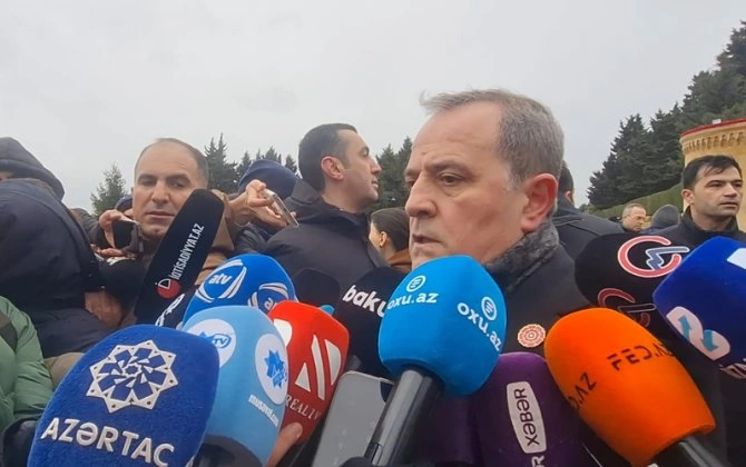 Nazirdən İranda qalan Azərbaycan vətəndaşları ilə bağlı AÇIQLAMA