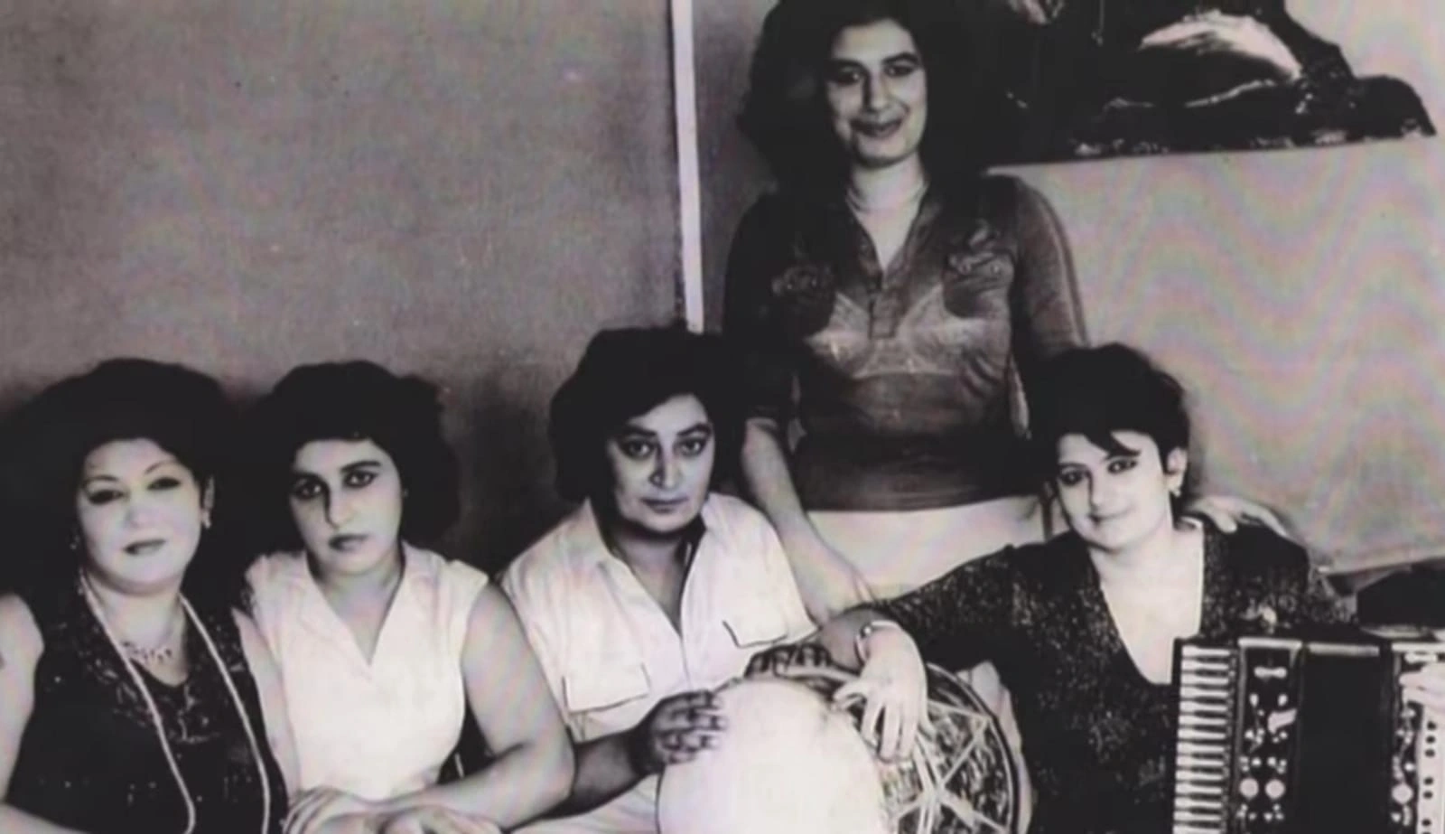 “Oğlu rəhmətə getmişdi, özü isə 8 il xərçəng xəstəliyindən əziyyət çəkdi”-sənət yoldaşlarının unutduğu Zahidə Məmmədsalahova haqda MARAQLI FAKTLAR