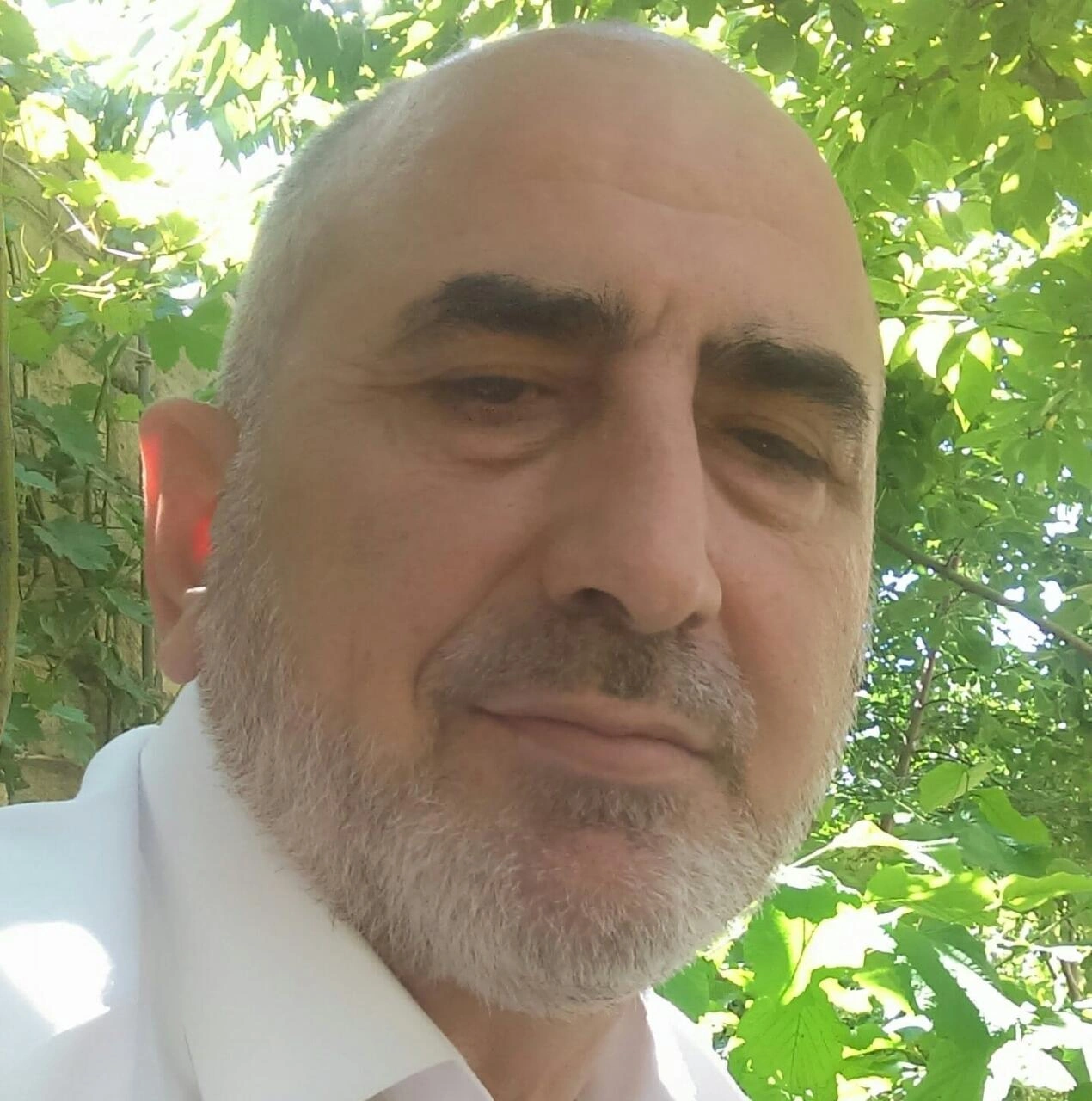 Tanınmış şair vəfat etdi - FOTO