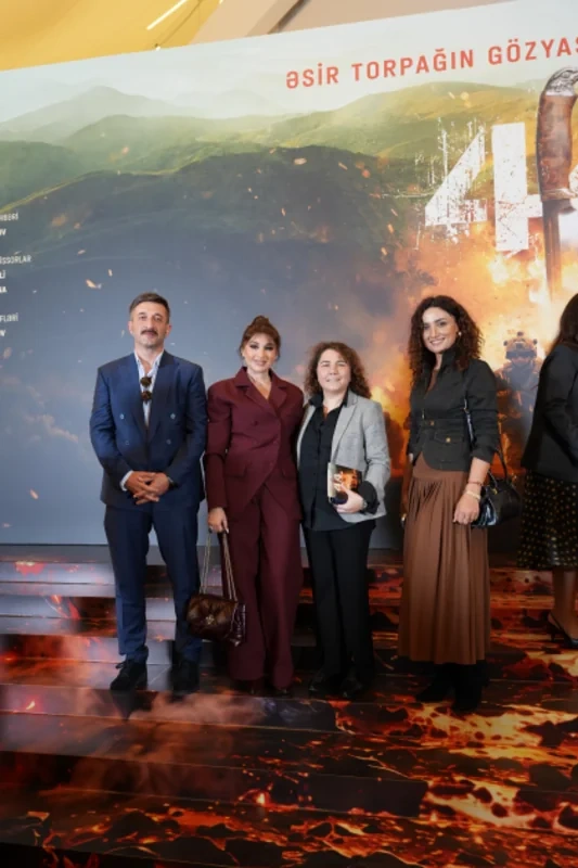 "44" bədii filminin premyerası baş tutub: Arzu Əliyeva və Alyona Əliyeva təqdimatda iştirak ediblər