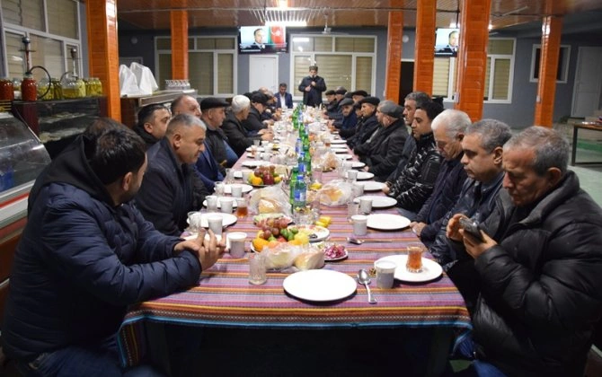 Binəqədidə Ulu Öndərin anım günü ilə bağlı ehsan süfrəsi təşkil edilib