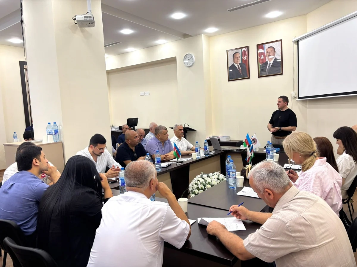 Ötən ay 2100-dən çox vəkilə peşə hazırlığı və ixtisasartırma təlimləri keçirilib - FOTO