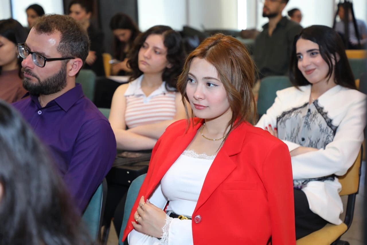 Media rəqəmsal savadlılıq proqramının ikinci təlimi təşkil olunub
