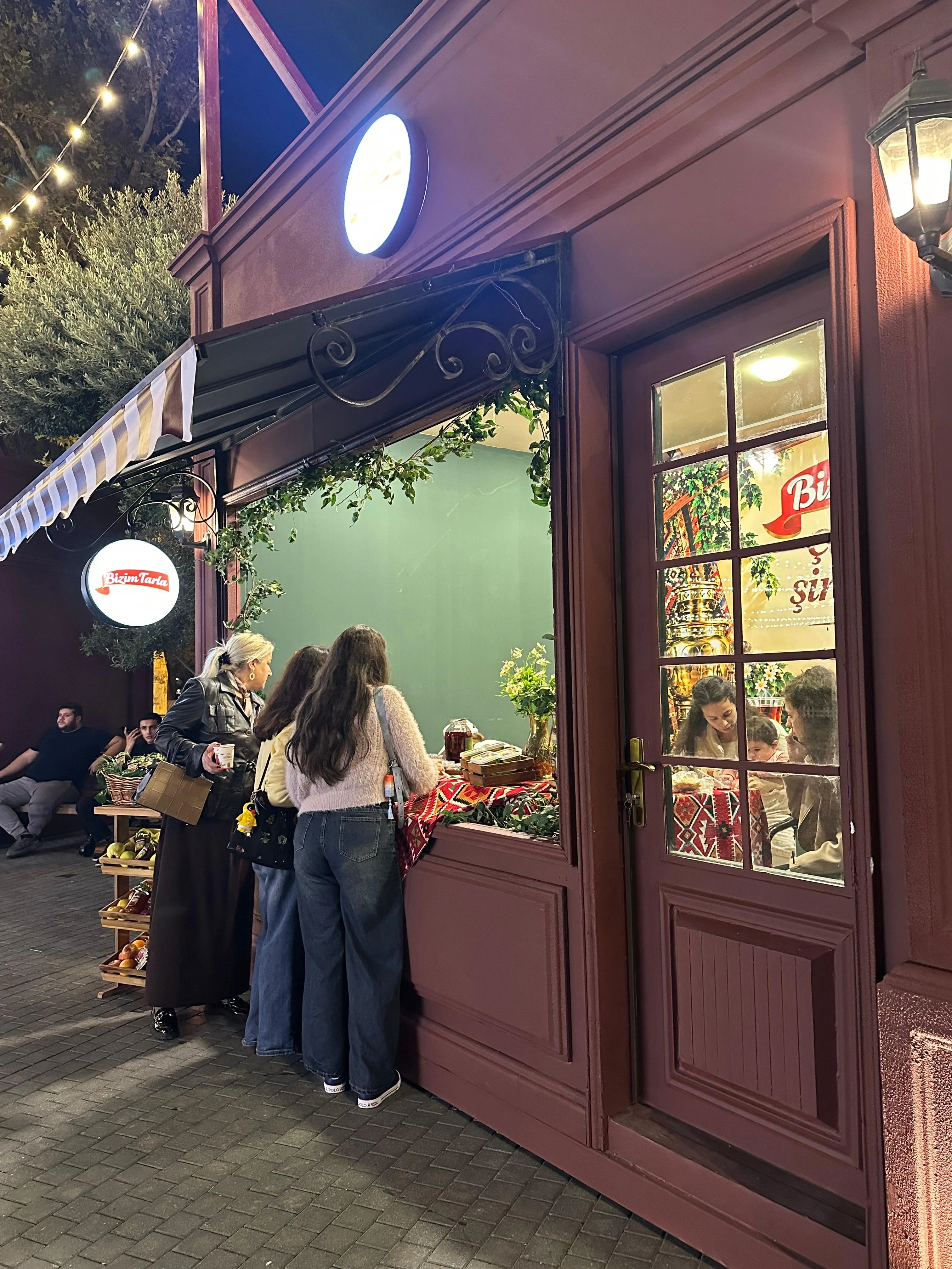 Bakı bulvarında Çay Festivalı keçirilir - FOTO