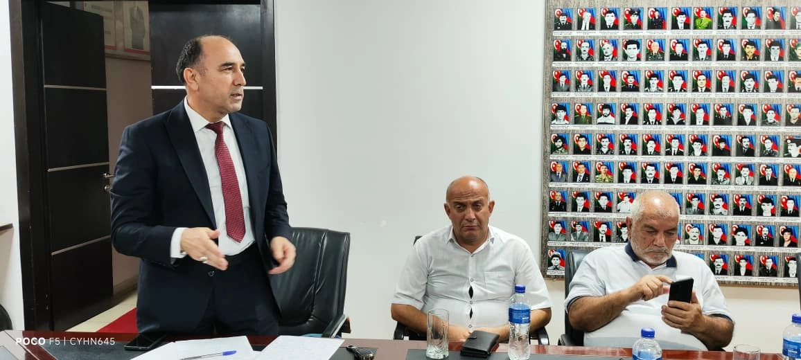 Qarabağ döyüşçüsü, şəhid atası Əkbər Rüstəmovun kitabının təqdimatı keçirildi - FOTO
