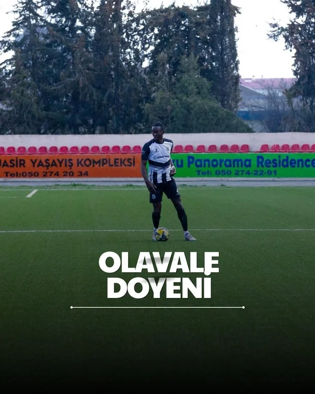 "Karvan-Yevlax" iki müdafiəçisi ilə yollarını ayırdı - FOTO