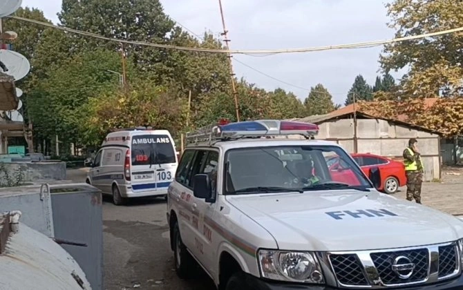 Tovuzda bağlı qapı arxasında qalan körpə xilas edildi - FOTO/VİDEO