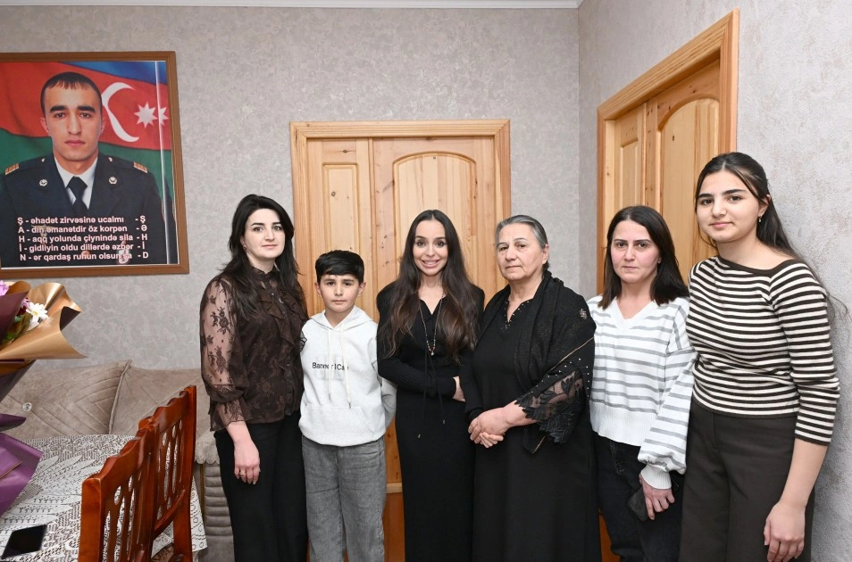 Leyla Əliyeva Vətən Müharibəsi Qəhrəmanının ailəsini ziyarət etdi - FOTOLAR
