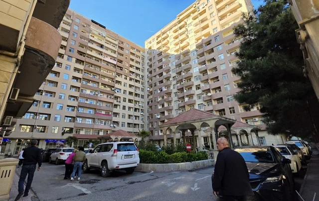 FHN Bakıda təlim keçirdi: Yanğın avtomobilləri binaya yaxınlaşa bilmədi - FOTO/VİDEO