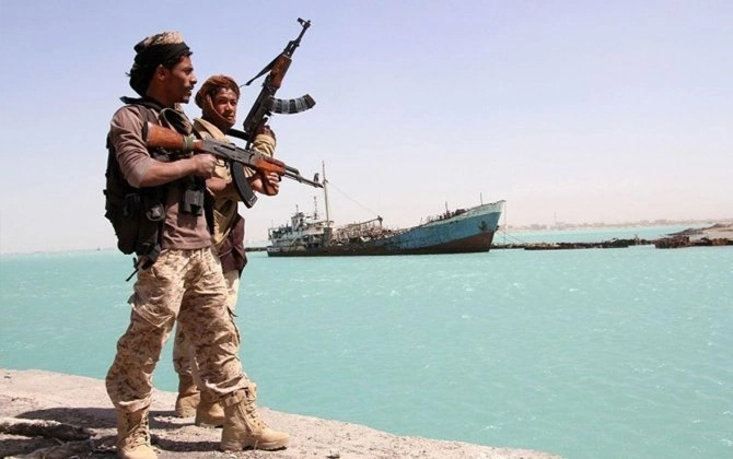 "SEPAH" Bab əl-Məndəb boğazından da rüsum toplamaq planı hazırlayır...-Nazir